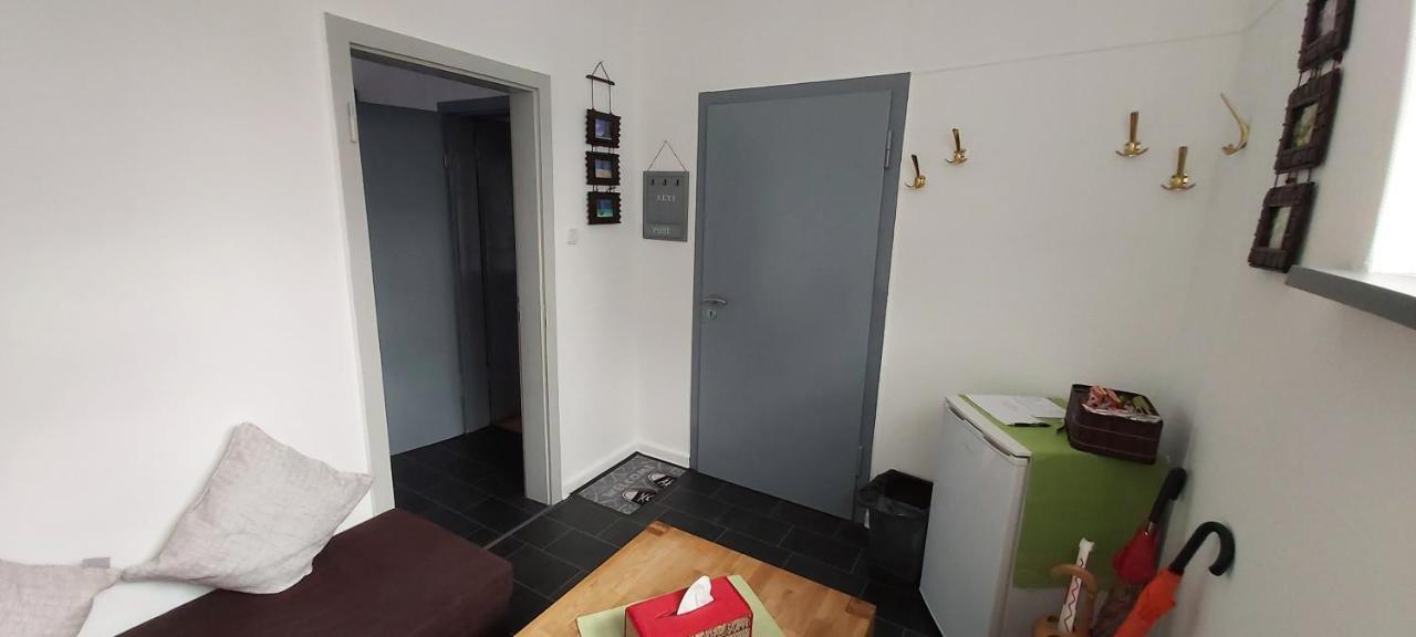 Byjoe Apartment Morschen Bagian luar foto