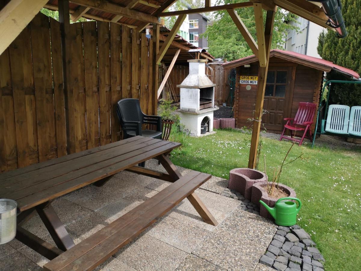 Byjoe Apartment Morschen Bagian luar foto
